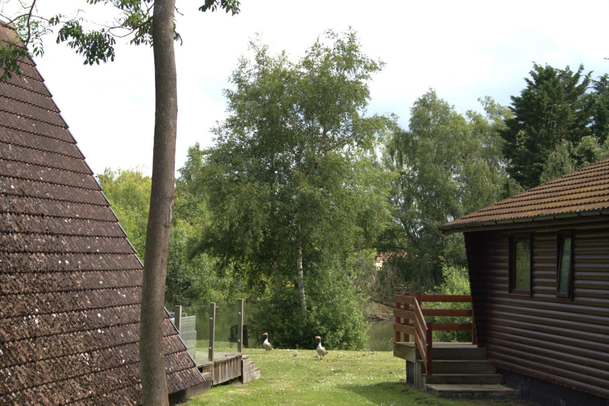 41 The Meadows Luxury Hot Tub Holidays Tattershall Lakes Exterior foto
